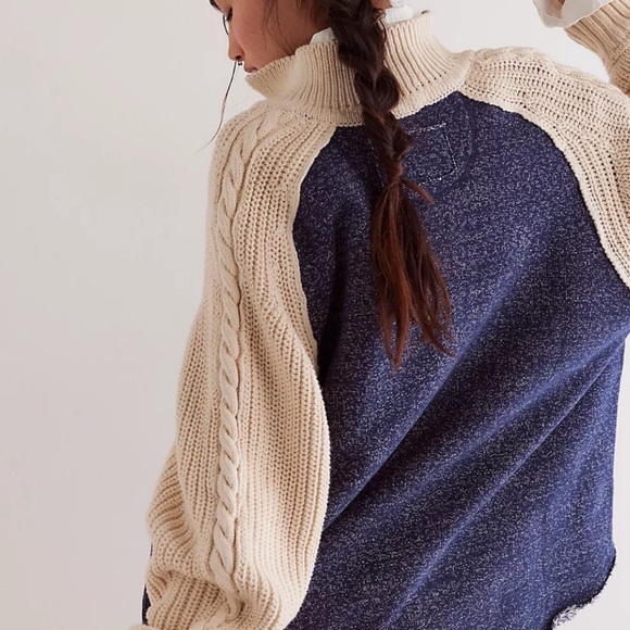 HOST PICK🎉🎉
We The Free Marco
Polo NWOT
FP OVERSIZED
Colour: Navy Combo - Picture 3 of 10